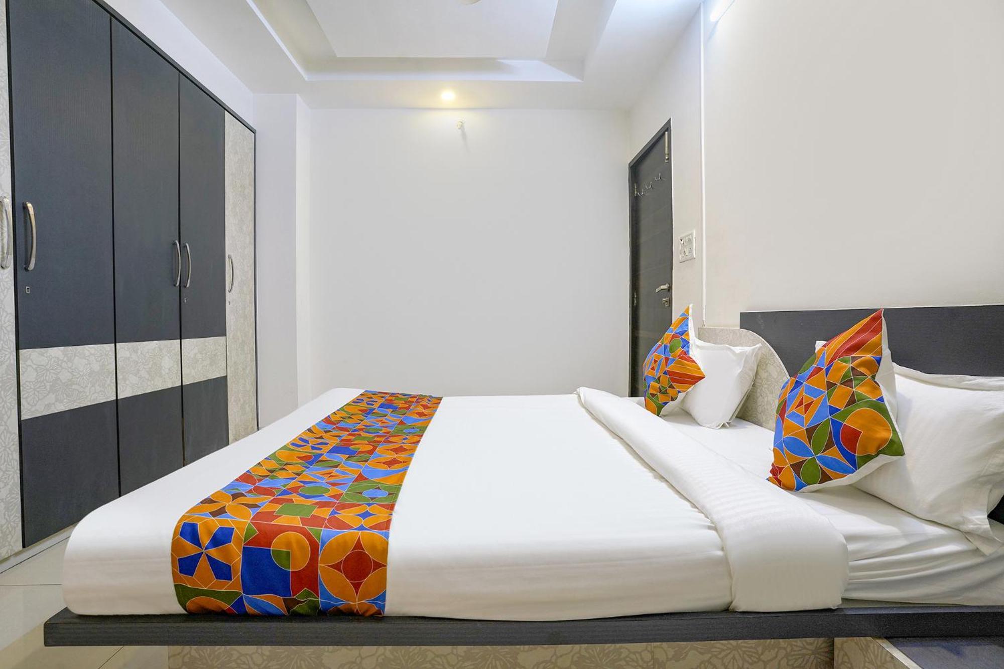 Fabhotel Shree Balaji Apartment Mumbai Exteriör bild