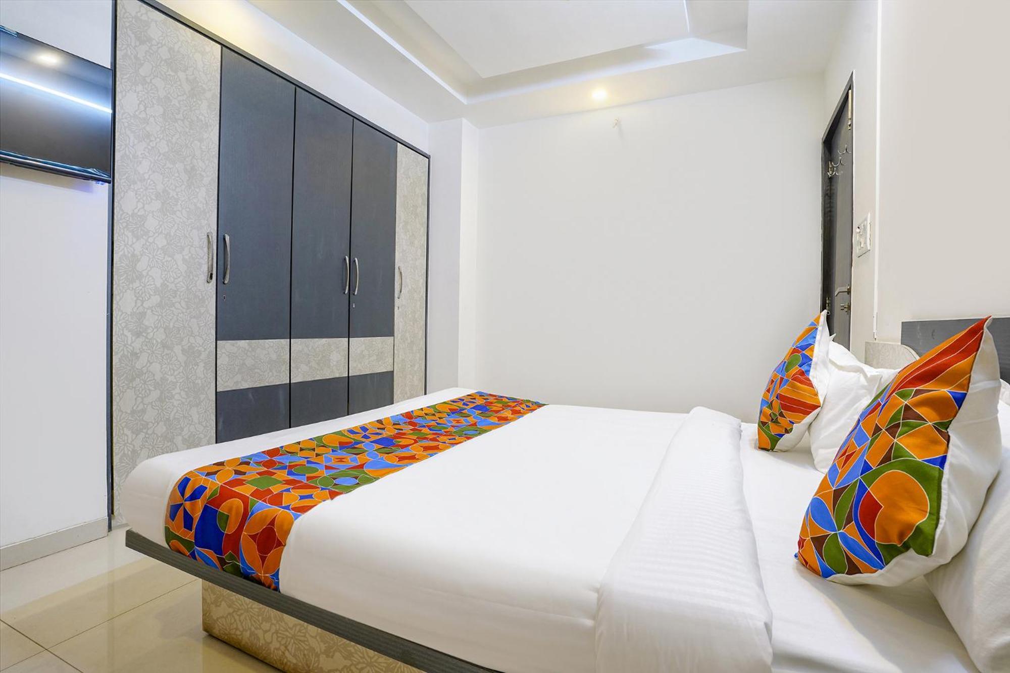 Fabhotel Shree Balaji Apartment Mumbai Exteriör bild