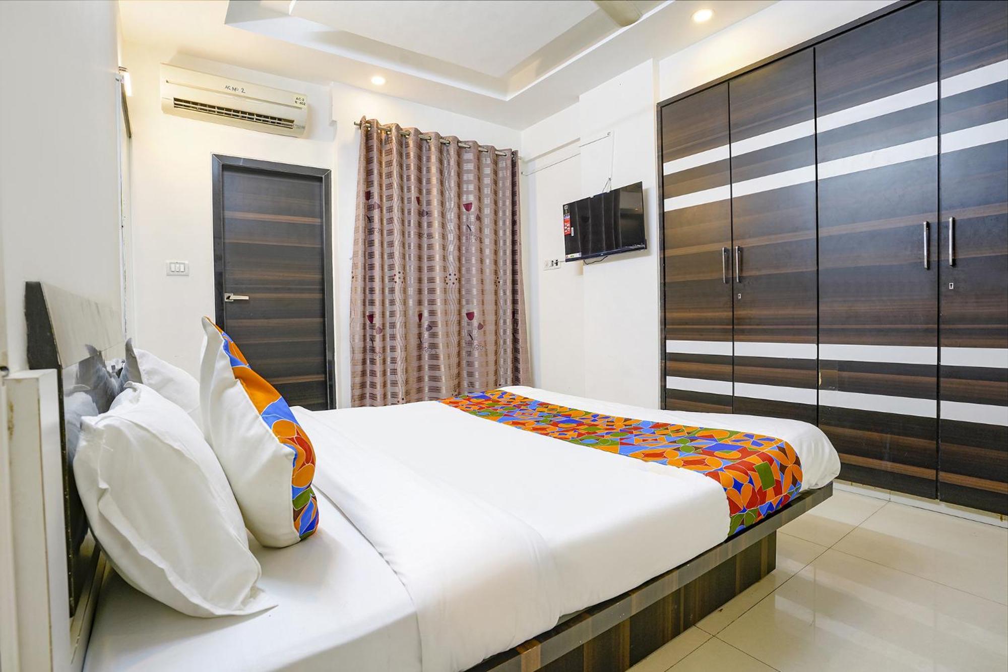 Fabhotel Shree Balaji Apartment Mumbai Exteriör bild