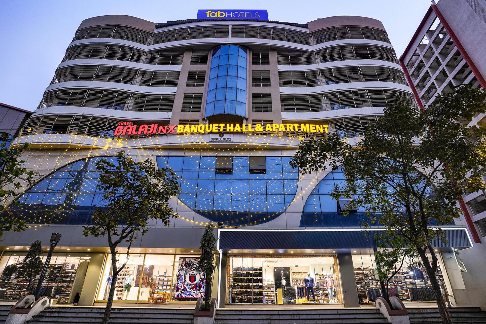 Fabhotel Shree Balaji Apartment Mumbai Exteriör bild