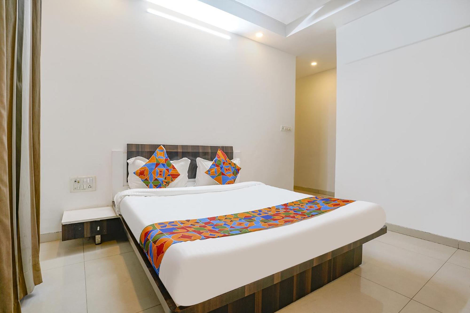 Fabhotel Shree Balaji Apartment Mumbai Exteriör bild