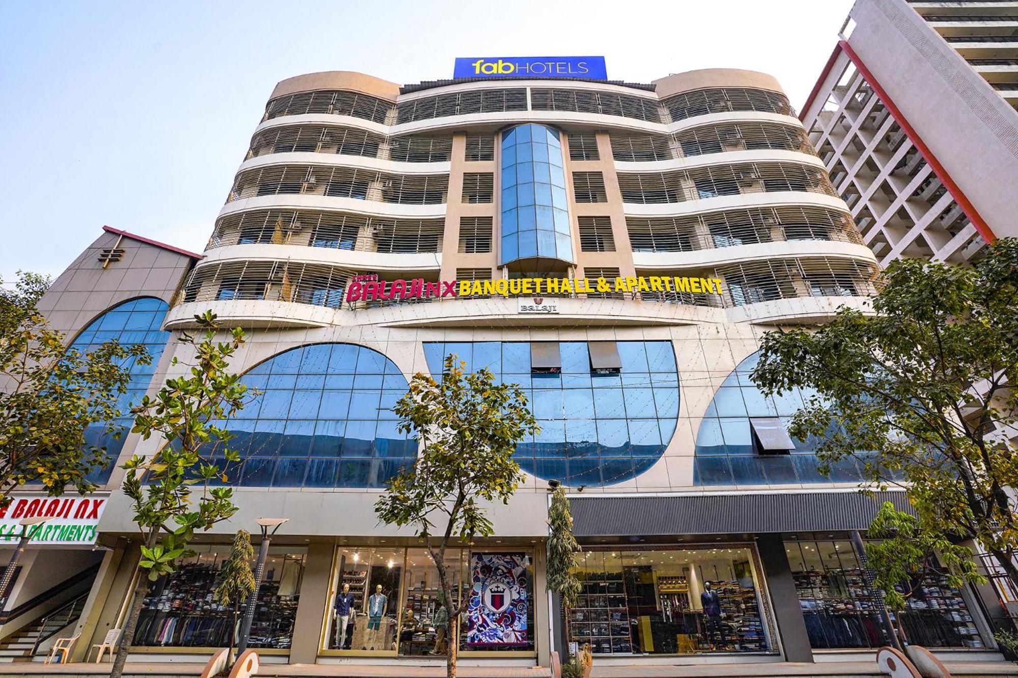 Fabhotel Shree Balaji Apartment Mumbai Exteriör bild
