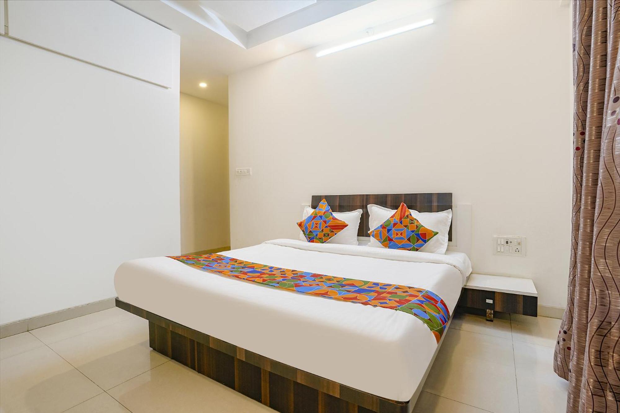 Fabhotel Shree Balaji Apartment Mumbai Exteriör bild