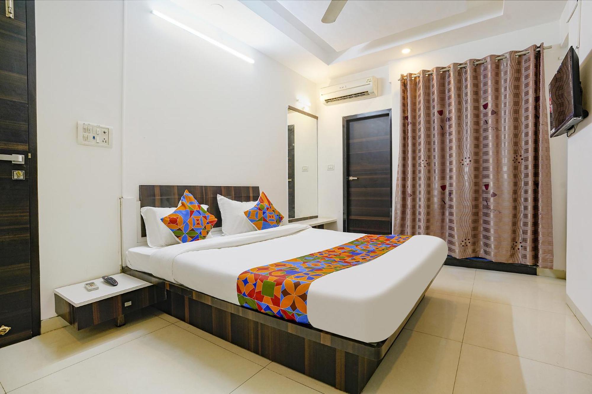 Fabhotel Shree Balaji Apartment Mumbai Exteriör bild
