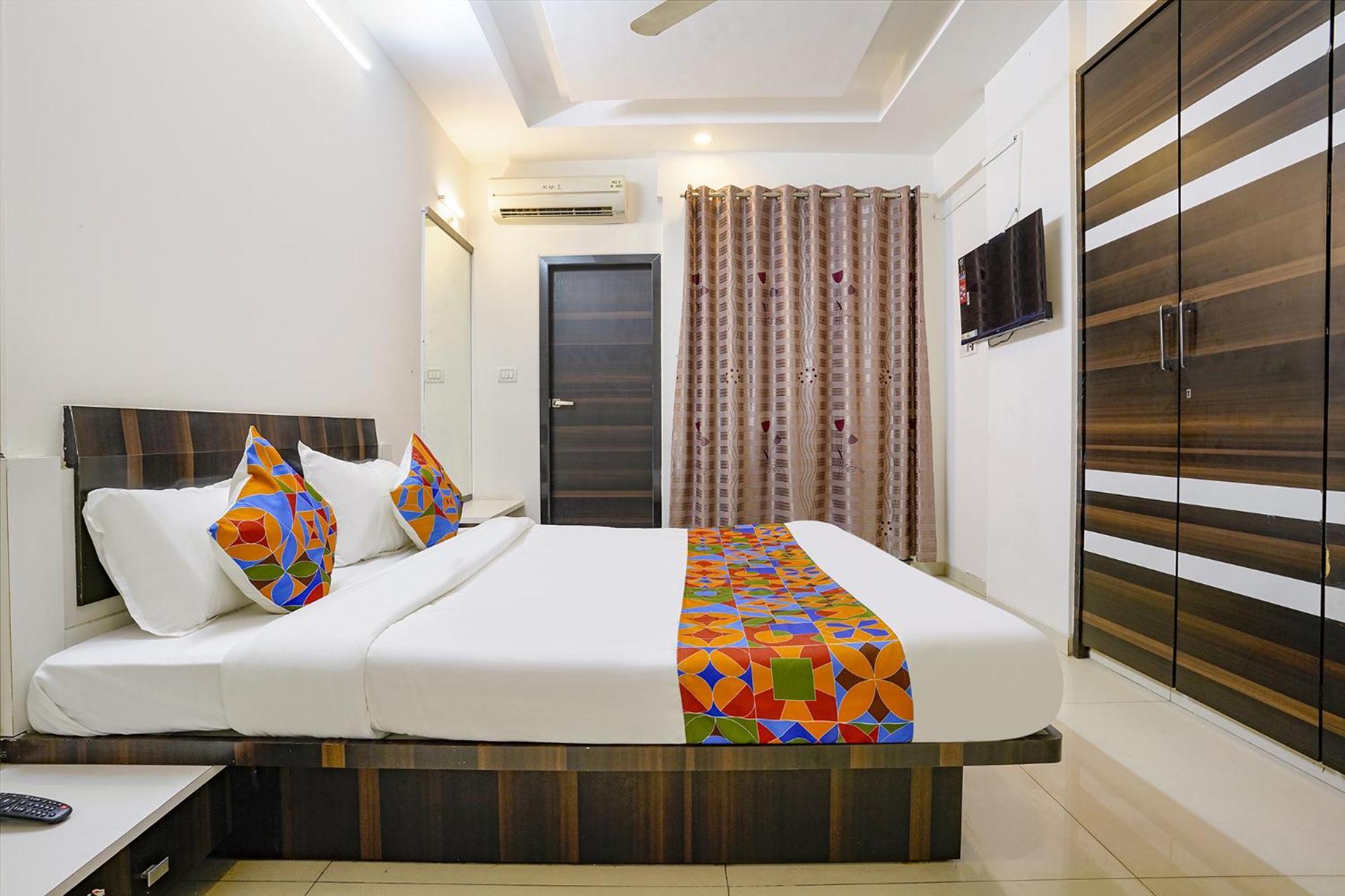 Fabhotel Shree Balaji Apartment Mumbai Exteriör bild